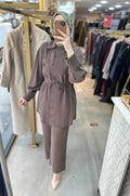 Ensemble deux pièces au style chic et moderne
