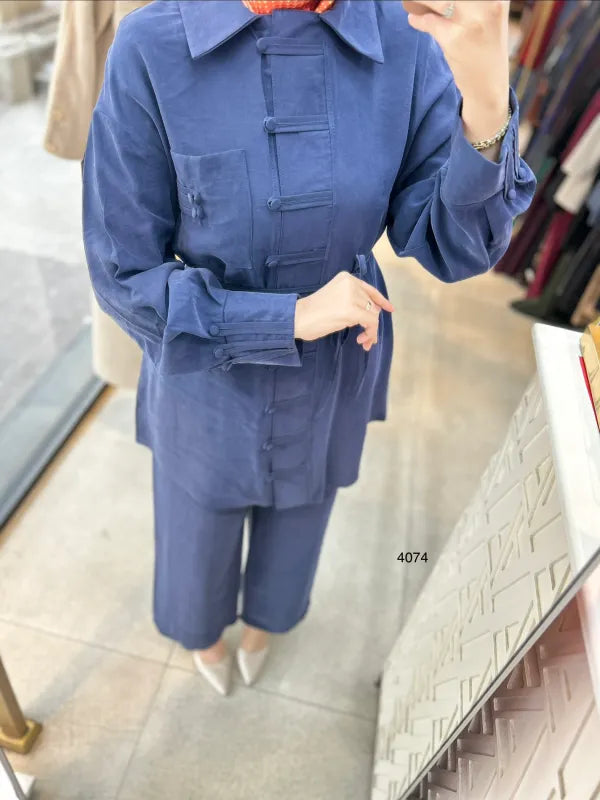 Ensemble deux pièces au style chic et moderne